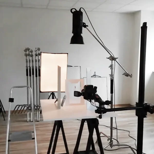 Product Photo Retouching Guide: Techniques, Tools & Workflow